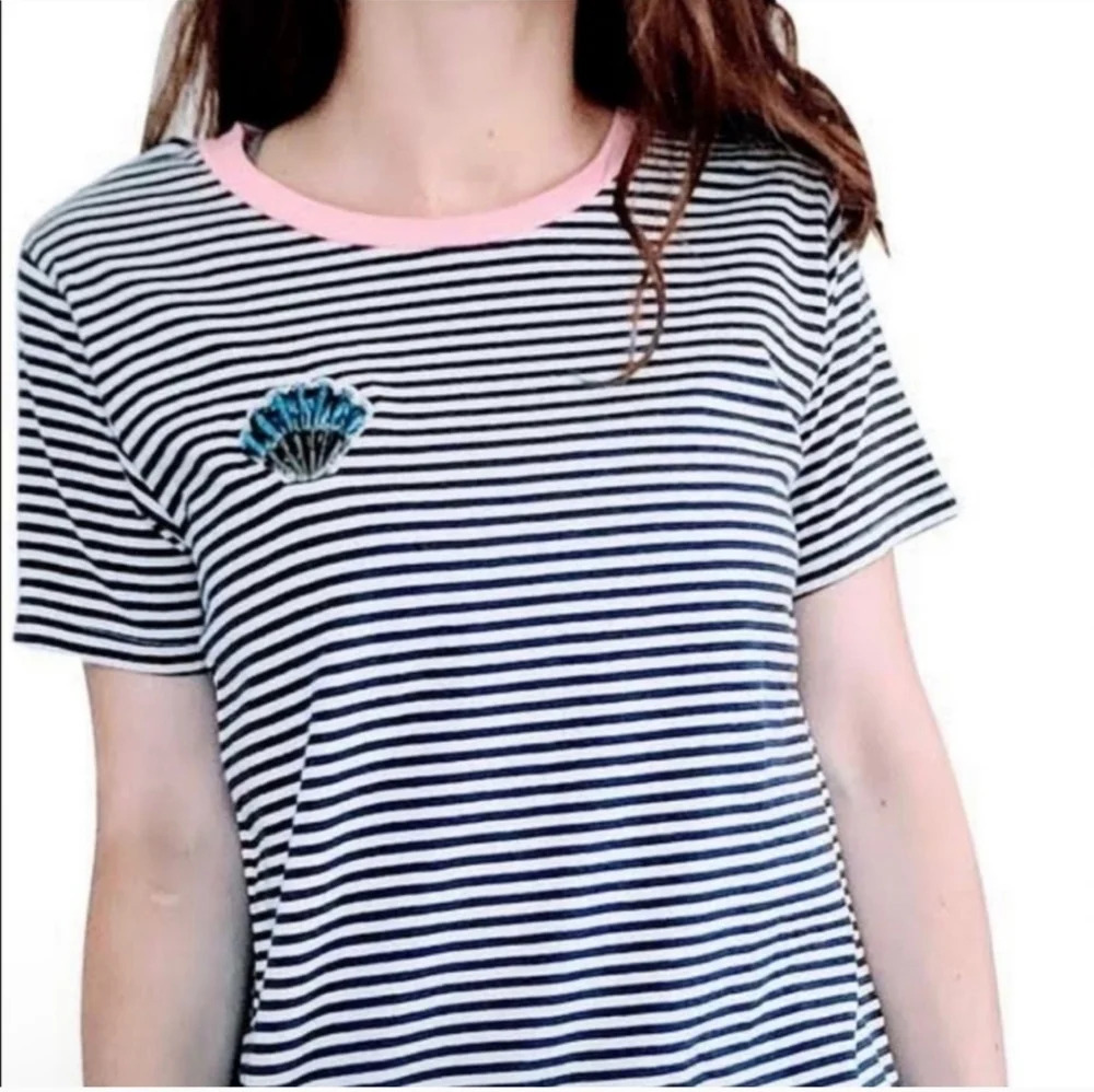 3 for 30 ~J.Crew shell embellished mermaid core striped crew neck tee M
